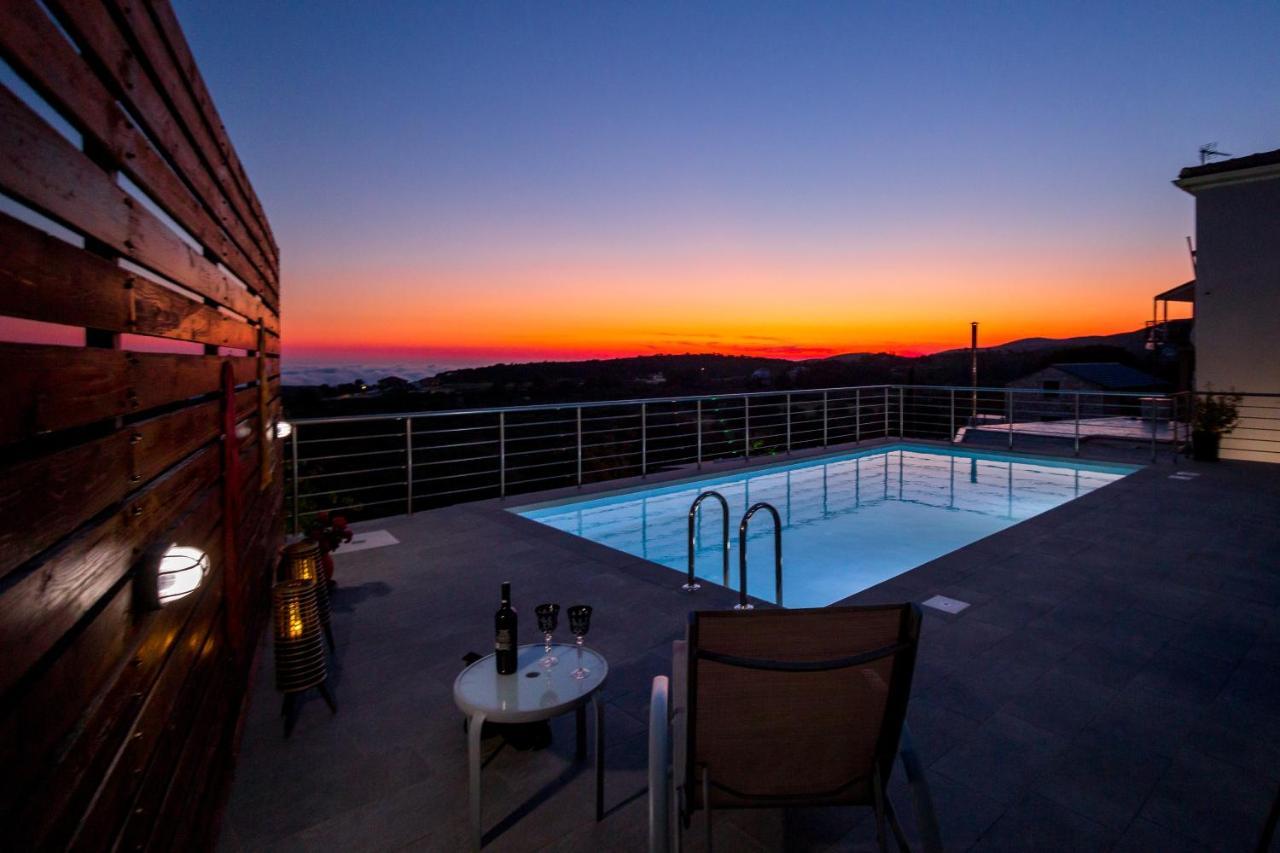 The View Villa Maries  المظهر الخارجي الصورة